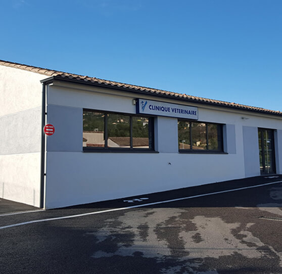 B&acirc;timent clinique